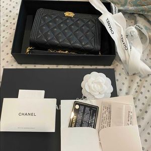 Caviar Quilted Boy Wallet On Chain WOC Black